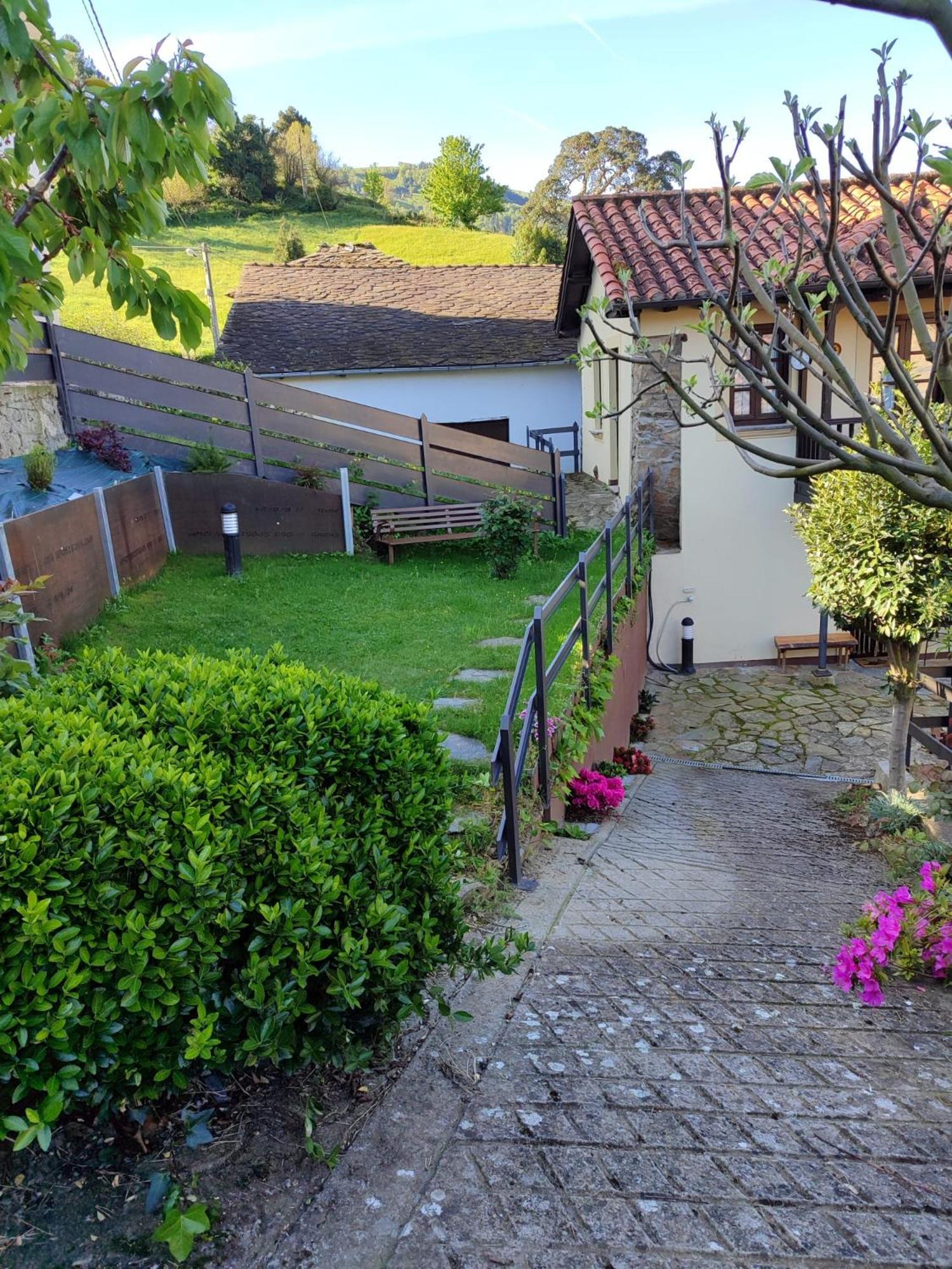 La Casina De Santulaya Villa Cangas De Narcea Exterior photo